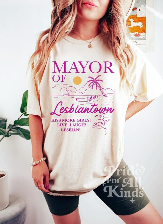 Mayor of lesbiantown shirt