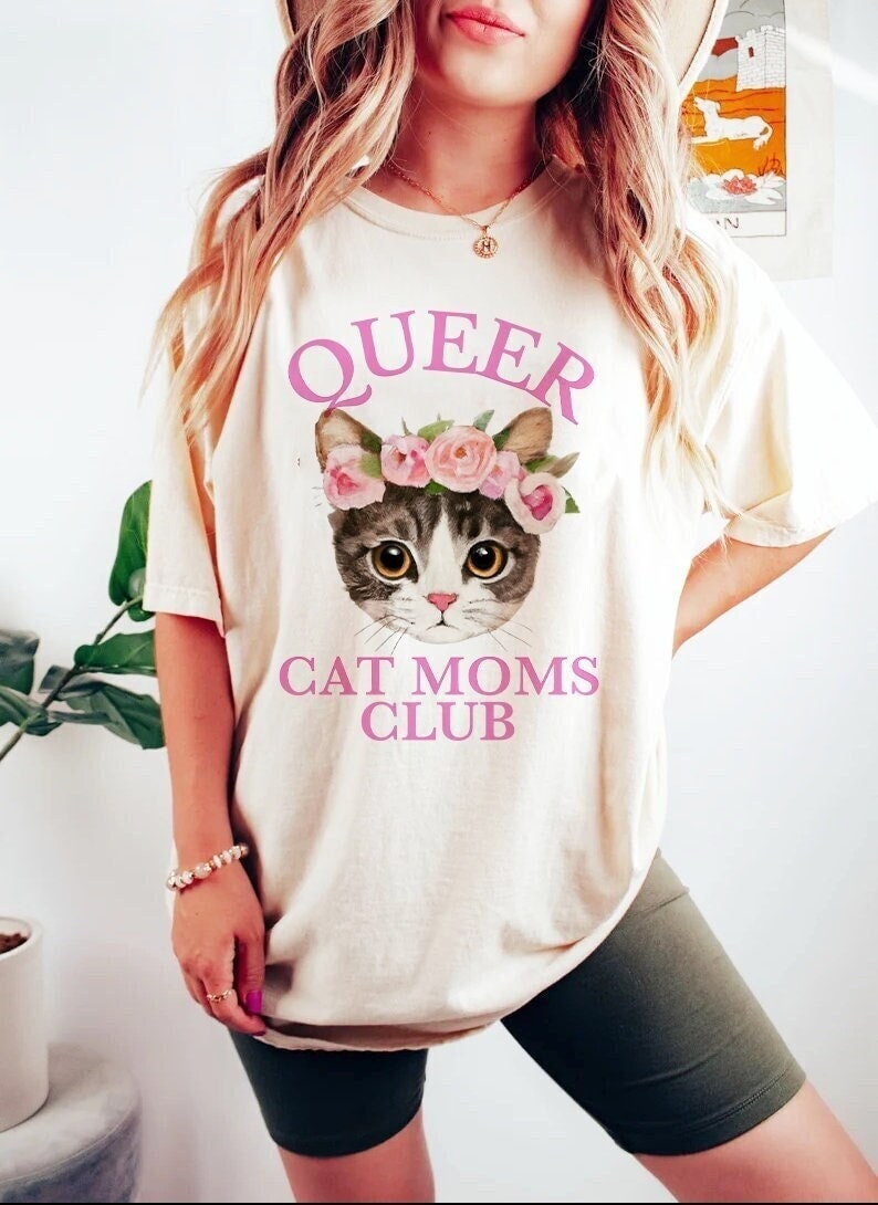 Queer cat moms club shirt