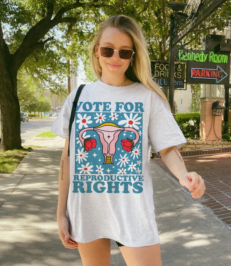 Vote for reproductive rights | vote shirt reproductive rights shirt | roe v wade shirt | voting like a girl | social democrat | pro roe
