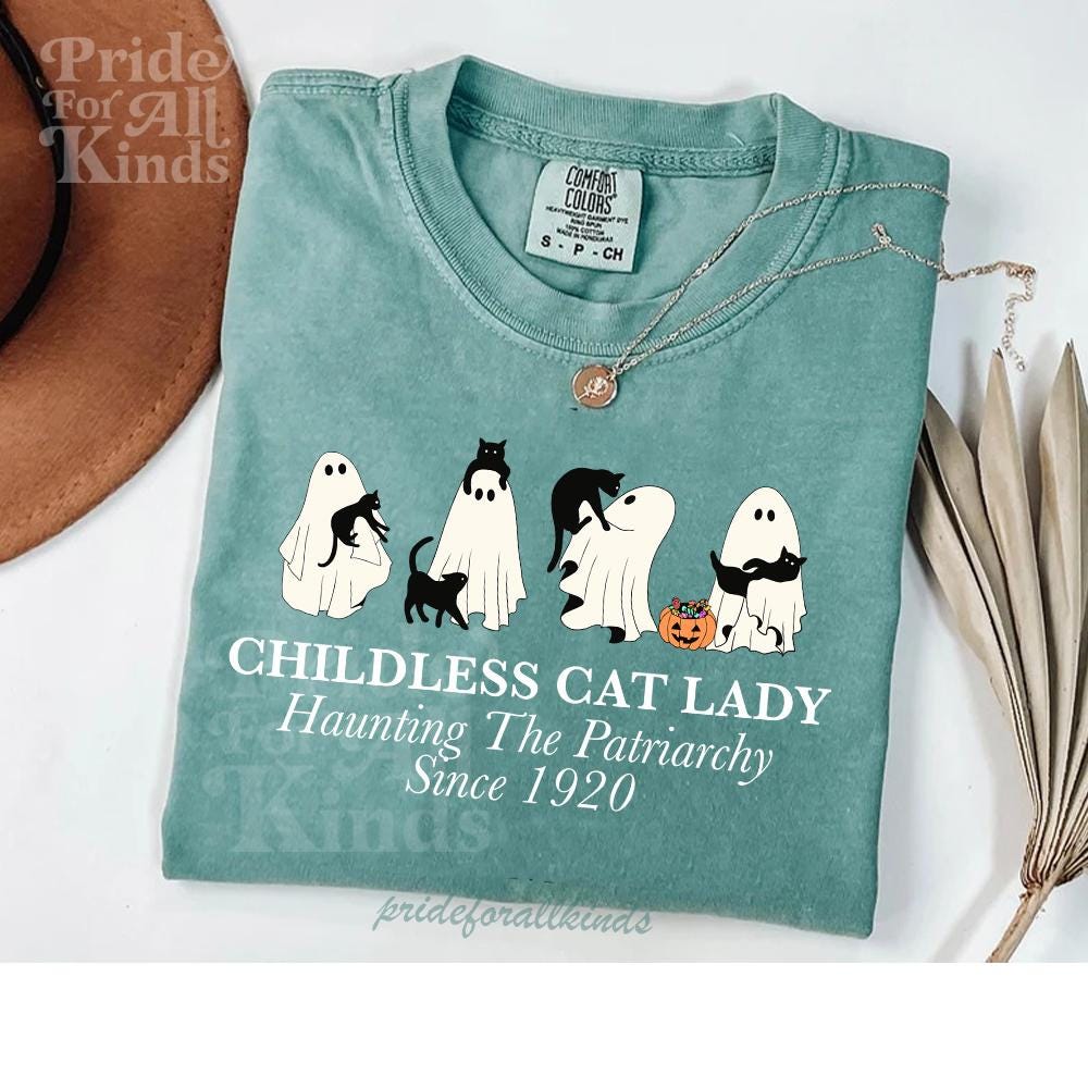 Spooky childless cat lady shirt | haunt the patriarchy | funny cat ghost | spooky cat shirt | feminist witch | feminist halloween | hex
