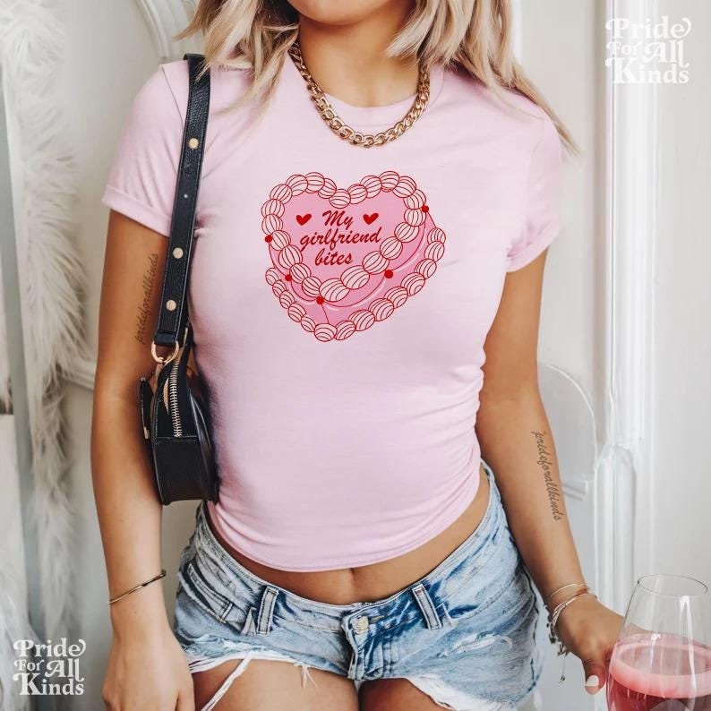 my girlfriend bites baby tee