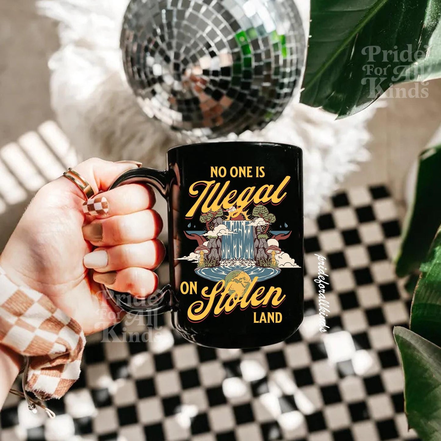 No one is illegal on stolen land | feminist mug | leftist gift | anti racist | anti capitalist | anti fascism | social democrat | liberal