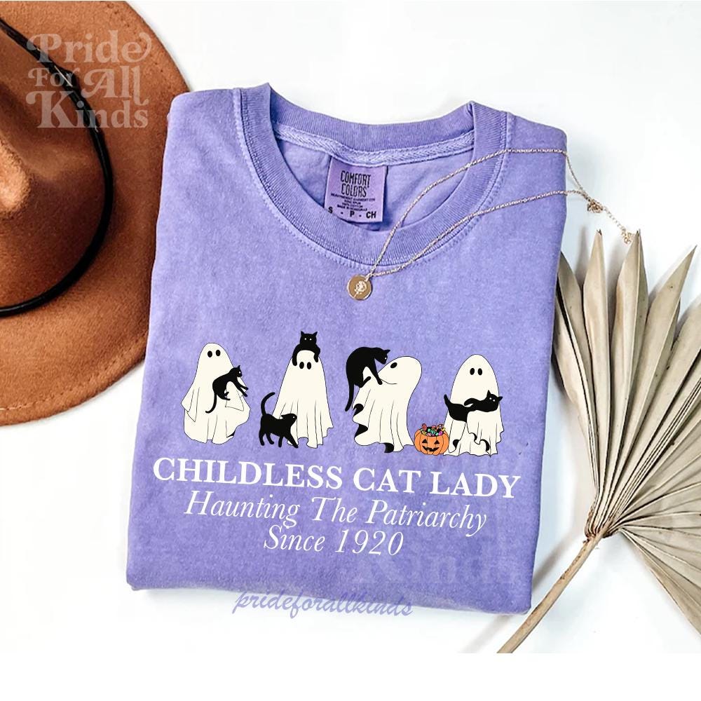Spooky childless cat lady shirt | haunt the patriarchy | funny cat ghost | spooky cat shirt | feminist witch | feminist halloween | hex